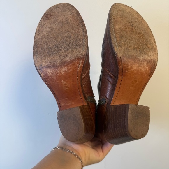 Frye Jane Trapunto Heeled Short Bootie Boots Saddle Brown Leather Size 5.5 - Picture 8 of 11